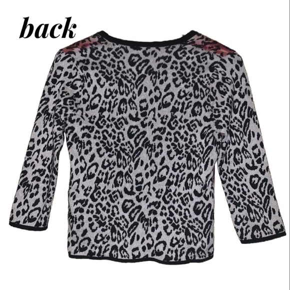 CHICO’S size 0 Leopard Print 3/4 Sleeve Cardigan Sweater Animal Pink Women’s S 4 - Picture 7 of 13